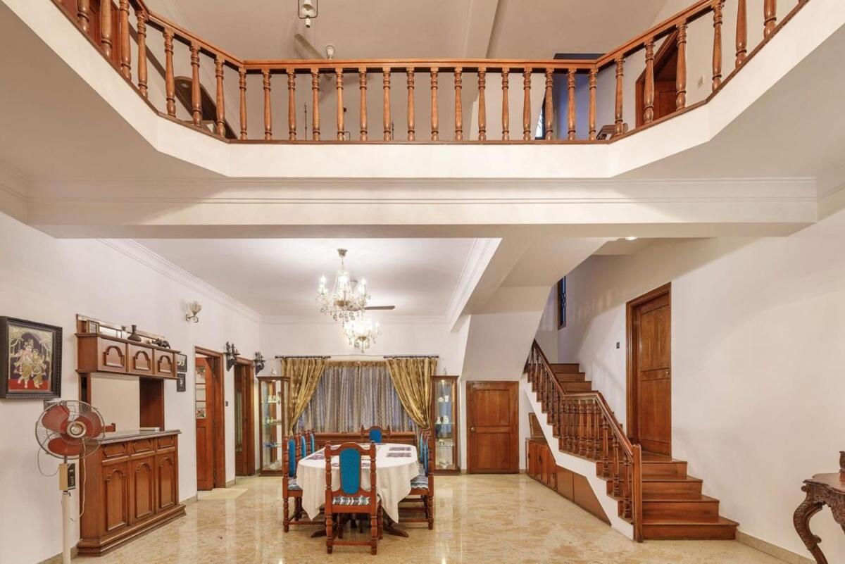 Westside Bungalow By Jadecaps Nr Wtc Rajajinagar Villa Bangalore Luaran gambar