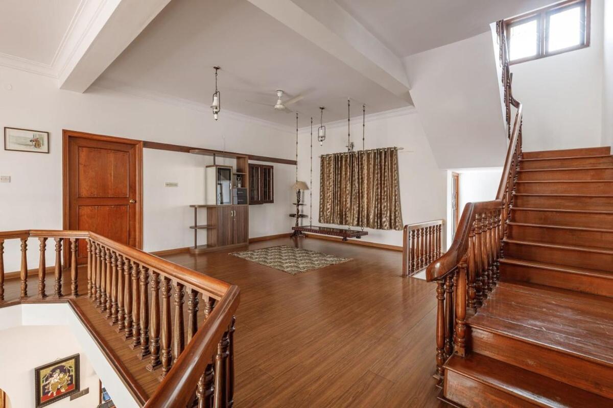 Westside Bungalow By Jadecaps Nr Wtc Rajajinagar Villa Bangalore Luaran gambar