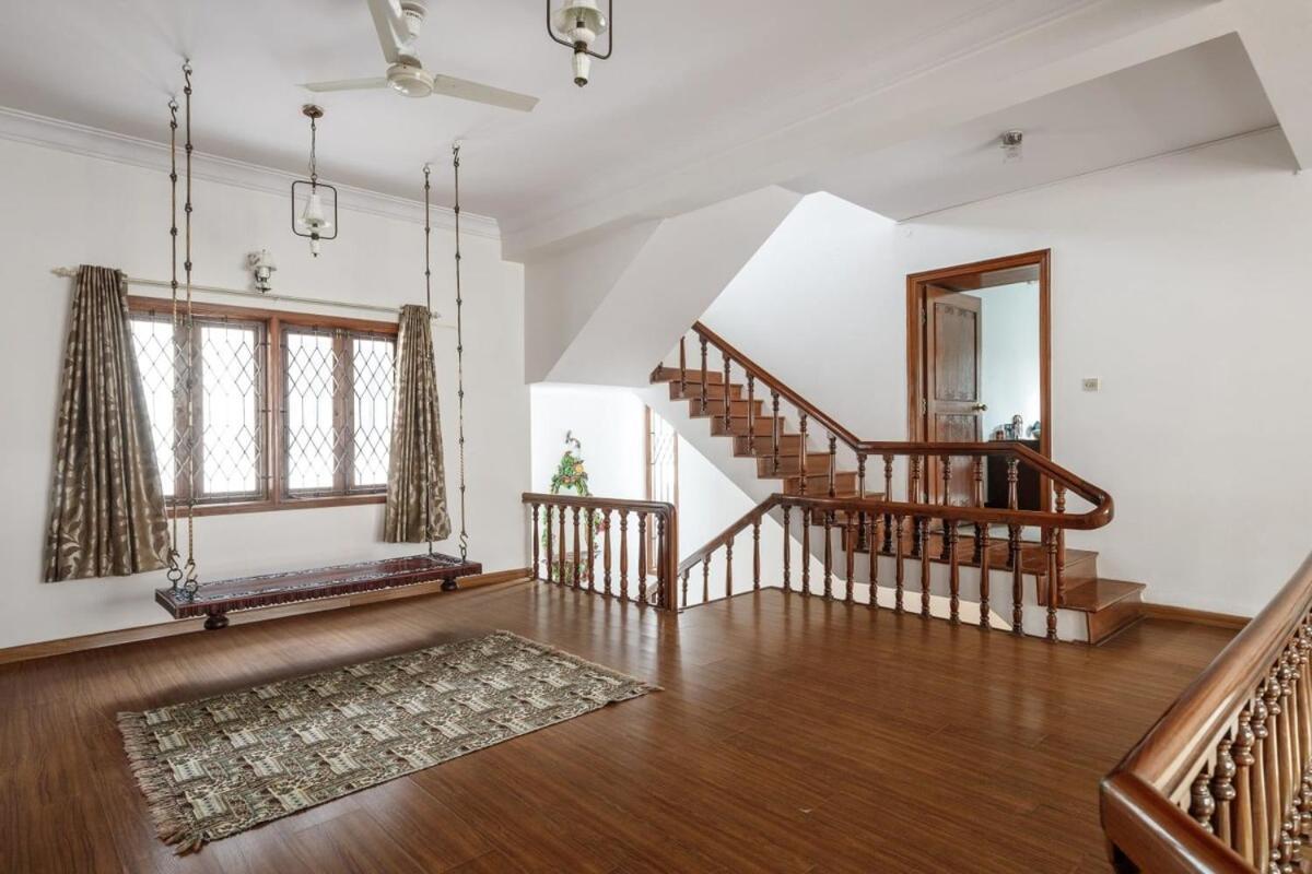 Westside Bungalow By Jadecaps Nr Wtc Rajajinagar Villa Bangalore Luaran gambar