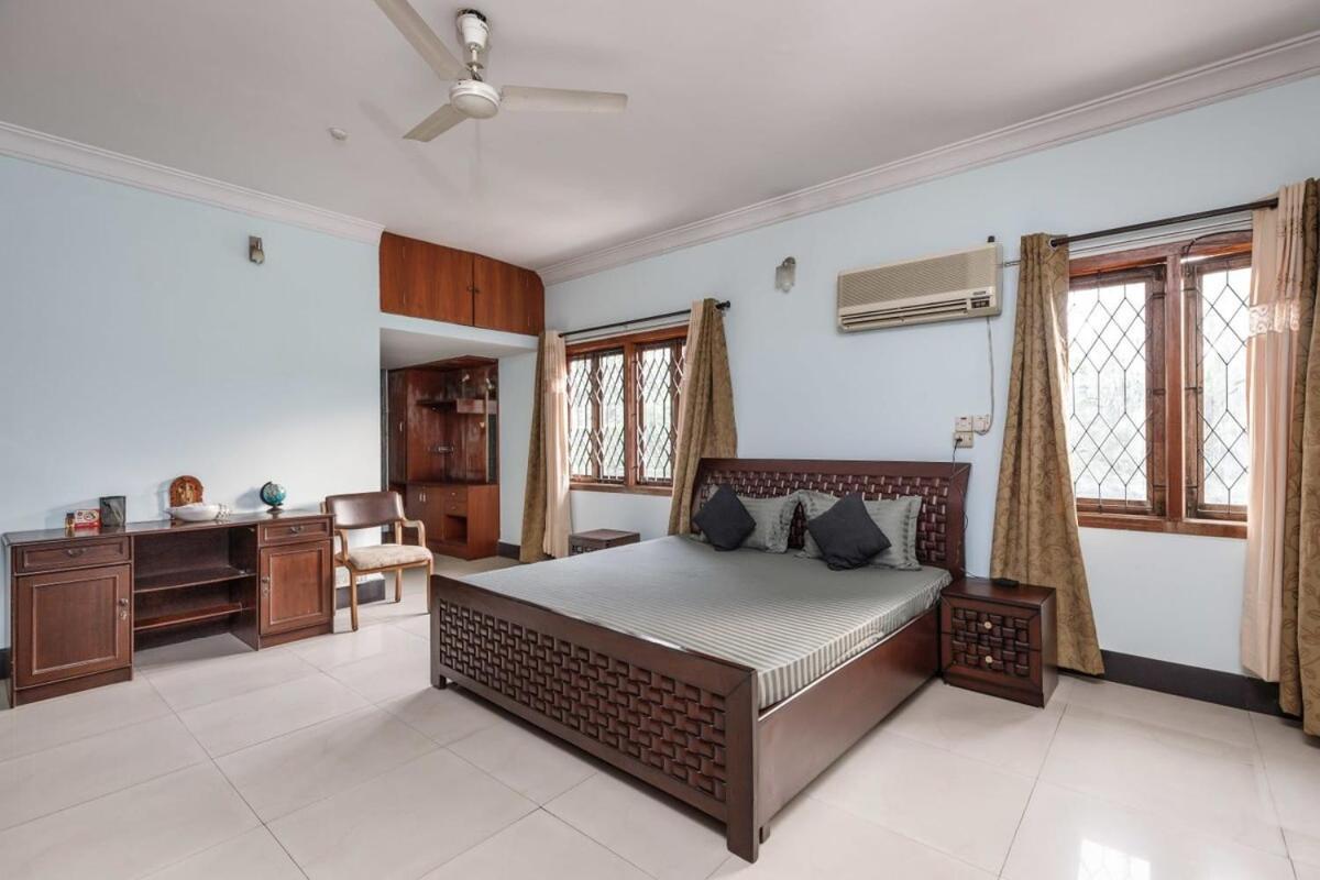 Westside Bungalow By Jadecaps Nr Wtc Rajajinagar Villa Bangalore Luaran gambar